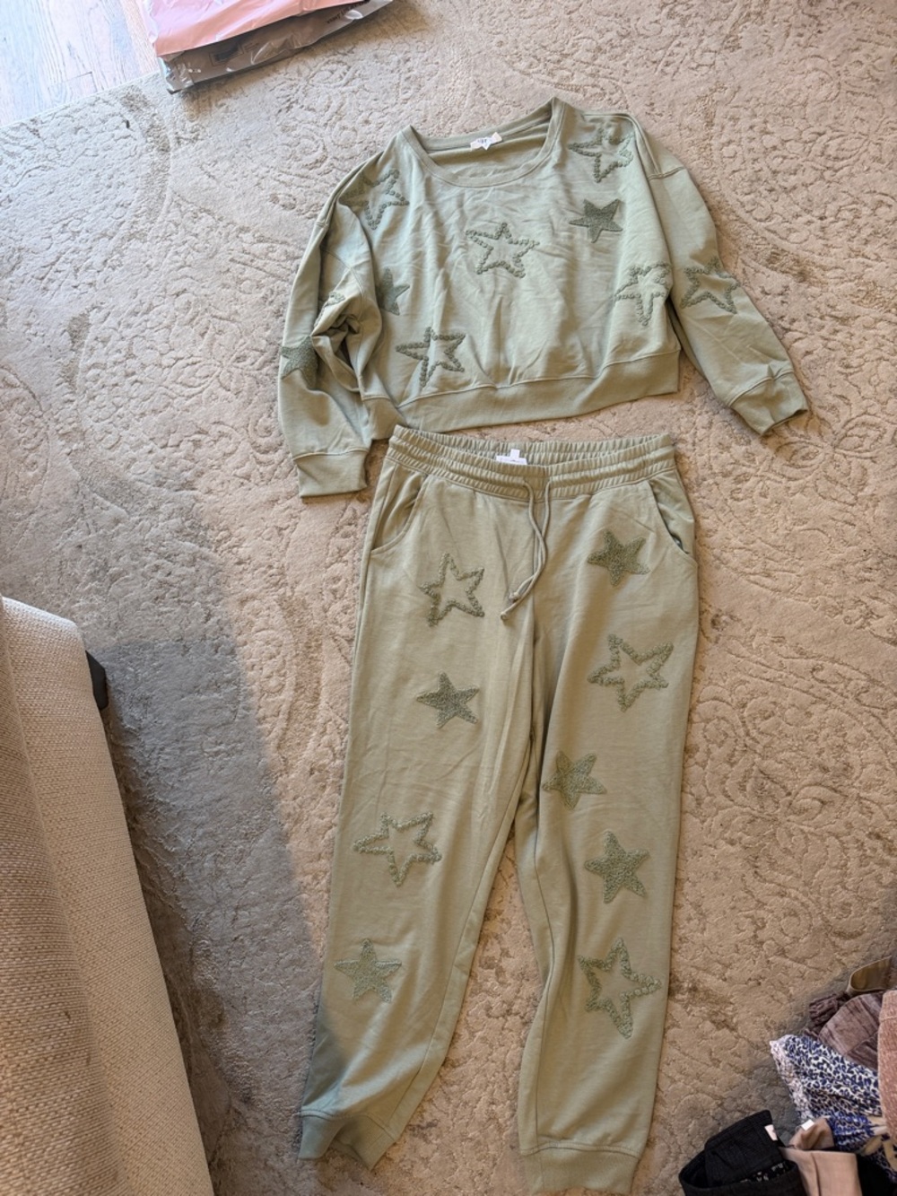 Olive & Oak Olive Green Star Embroidered Lounge Set